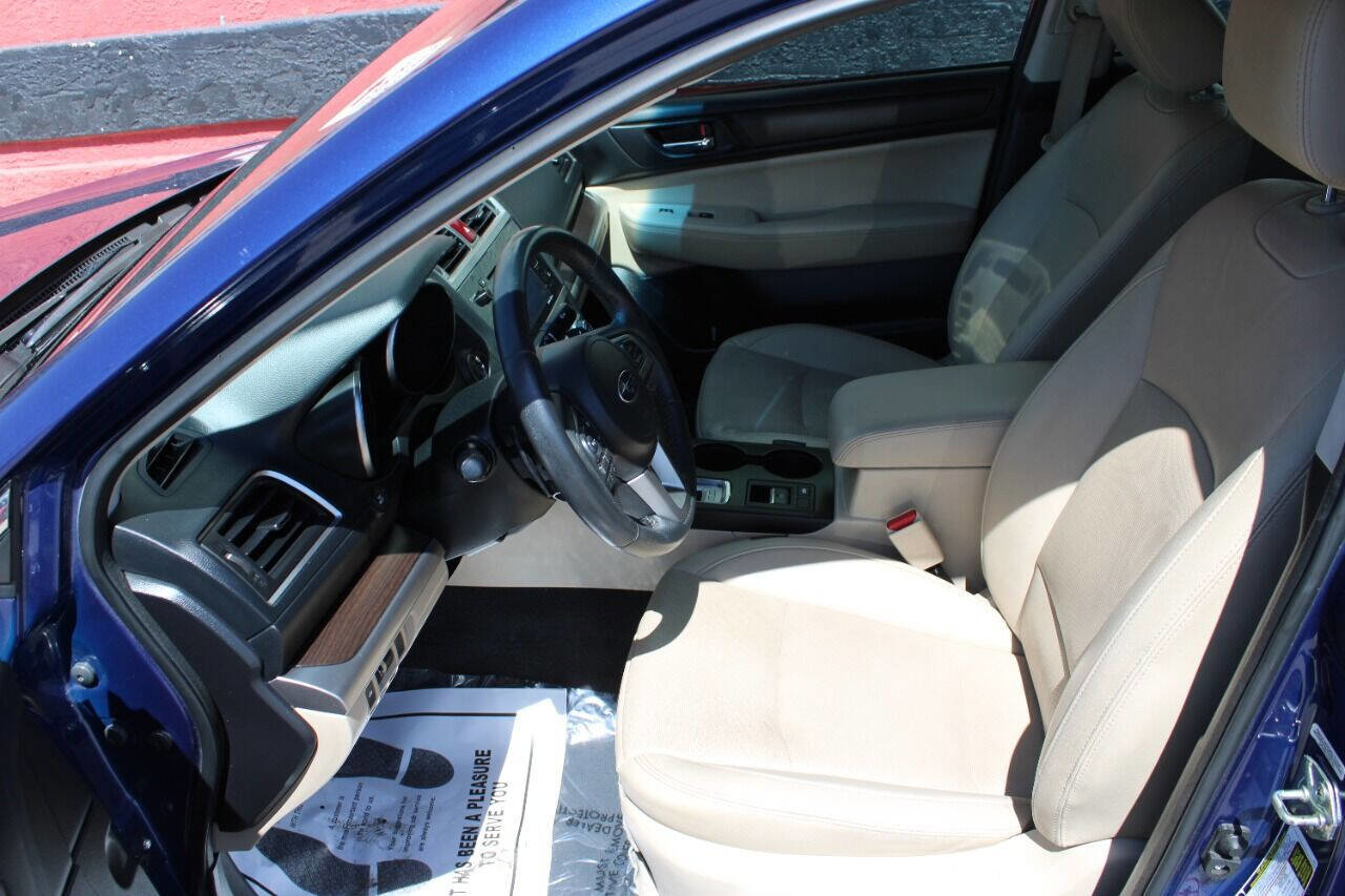 Used 2017 Subaru Legacy 2.5i Limited w/ Popular Package #4 image 10