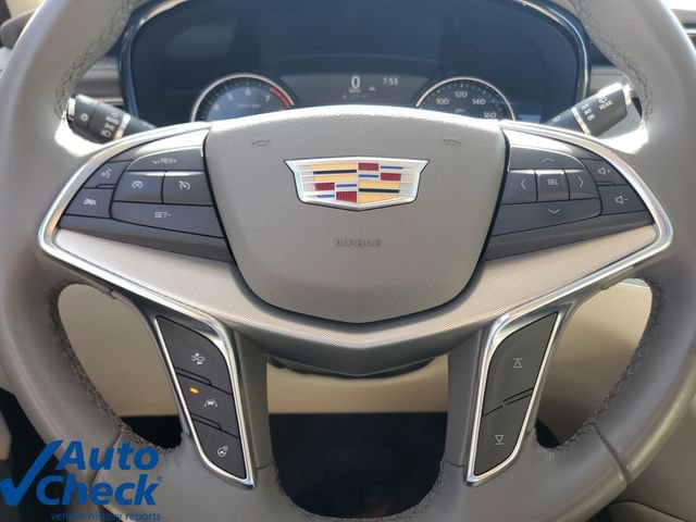 Used 2021 Cadillac XT5 Premium Luxury w/ LPO, Floor Liner Package FWD image 21