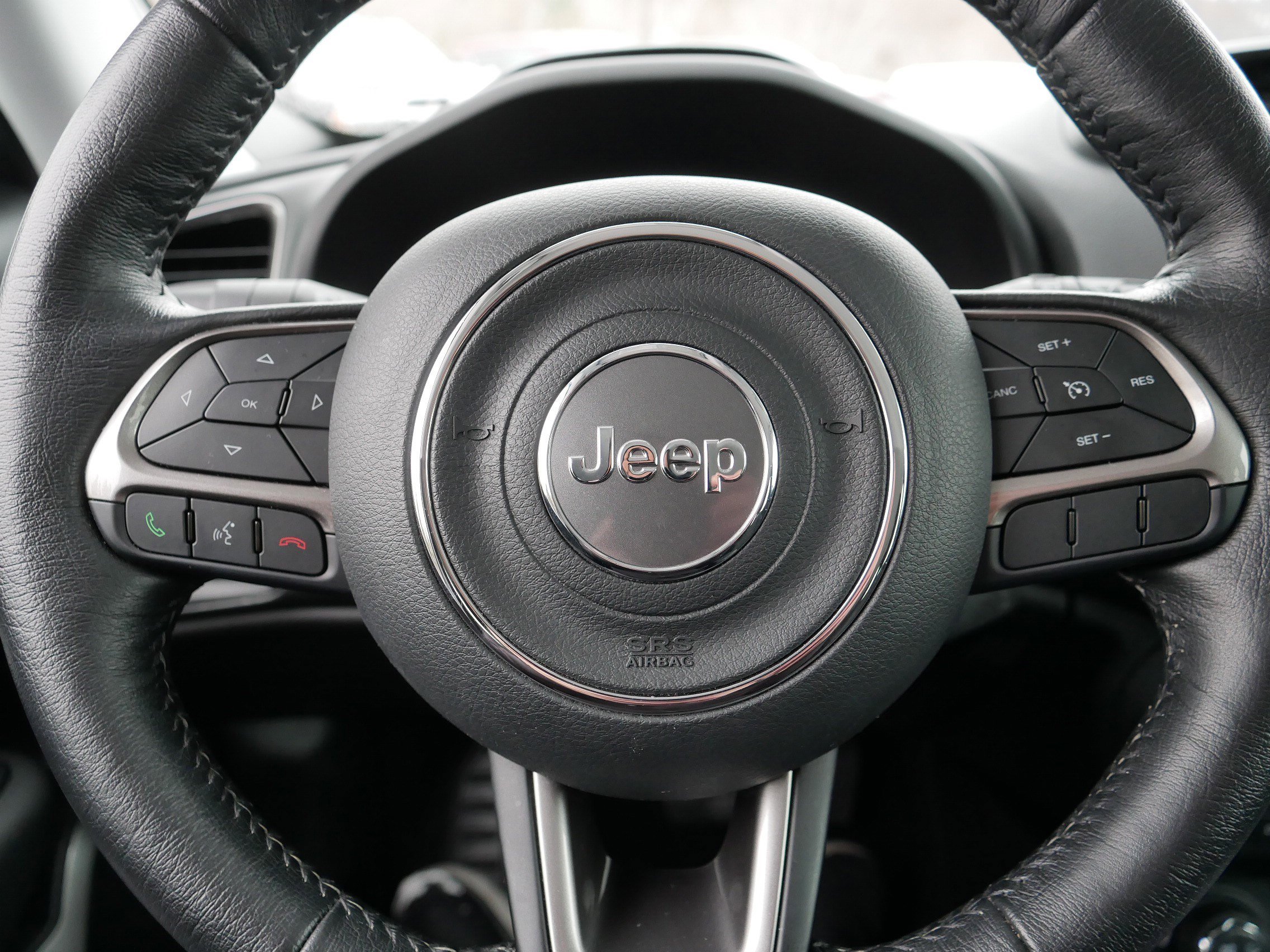 Certified 2022 Jeep Renegade Latitude w/ Convenience Group image 25