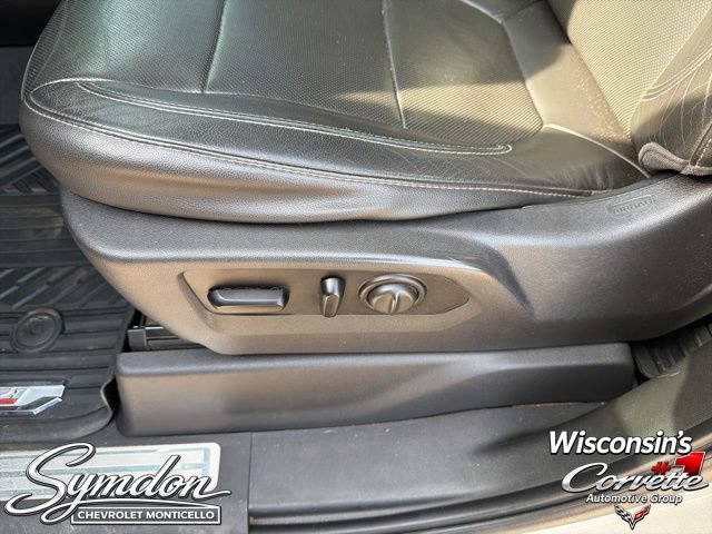 Used 2020 Chevrolet Silverado 2500 LTZ w/ LTZ Convenience Package AWD/4WD image 17