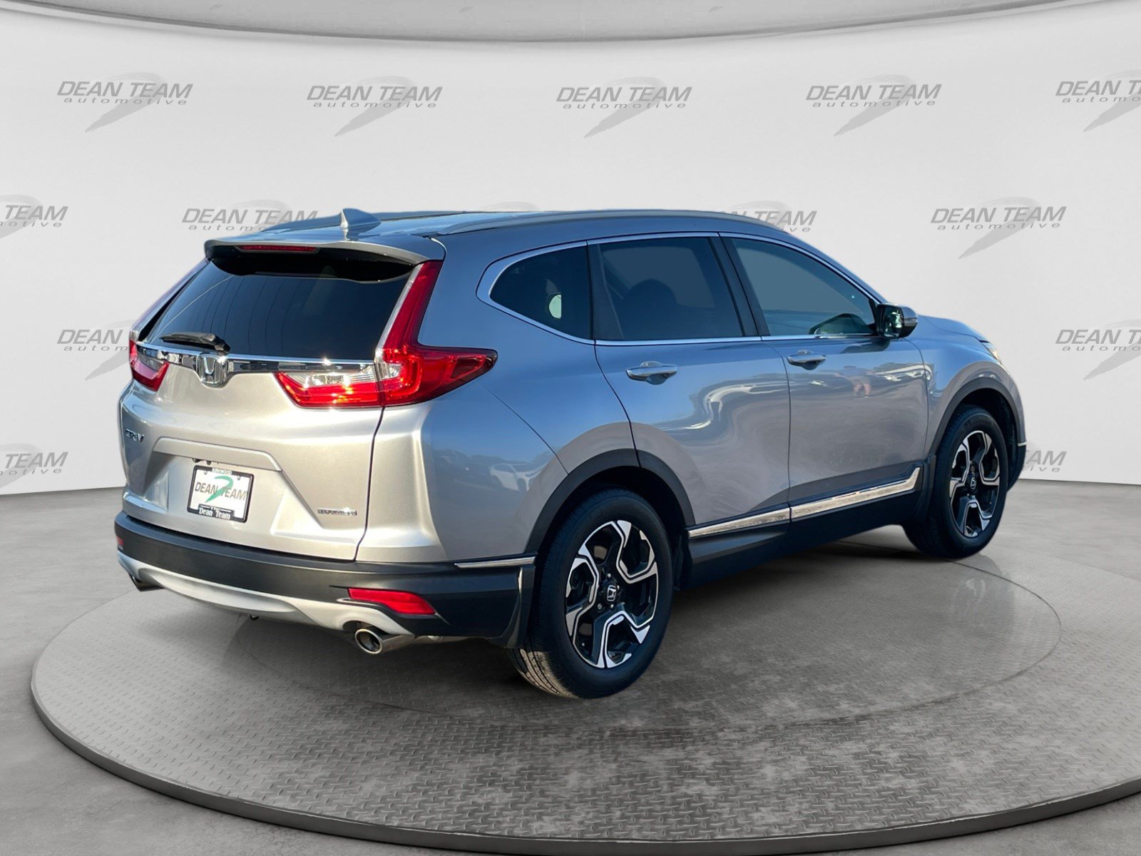 Used 2017 Honda CR-V Touring image 8