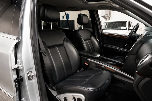 Used 2011 Mercedes-Benz GL 450 4MATIC image 24