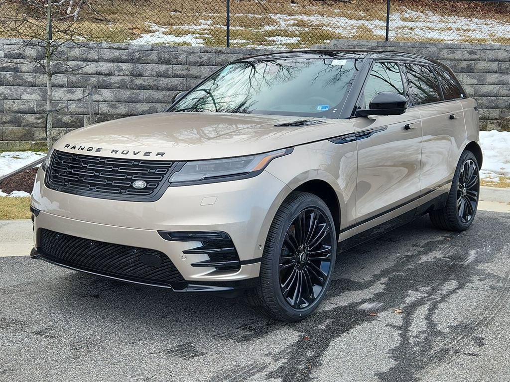 New 2026 Land Rover Range Rover Velar Dynamic SE
