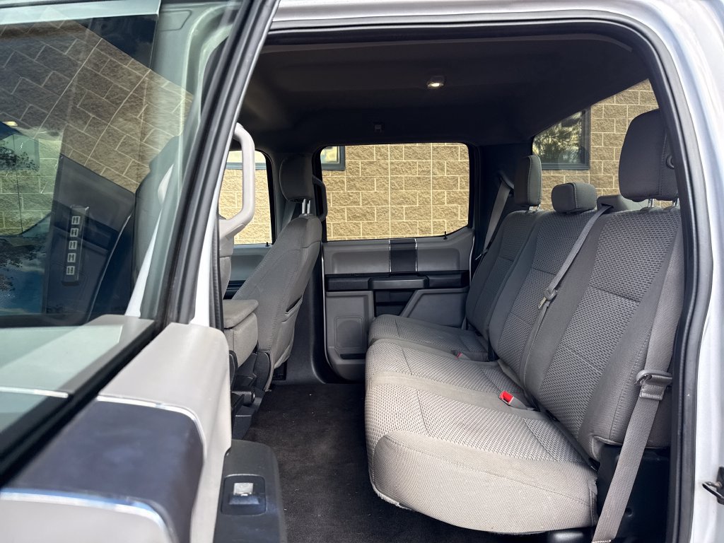 Used 2018 Ford F150 XLT AWD/4WD image 17