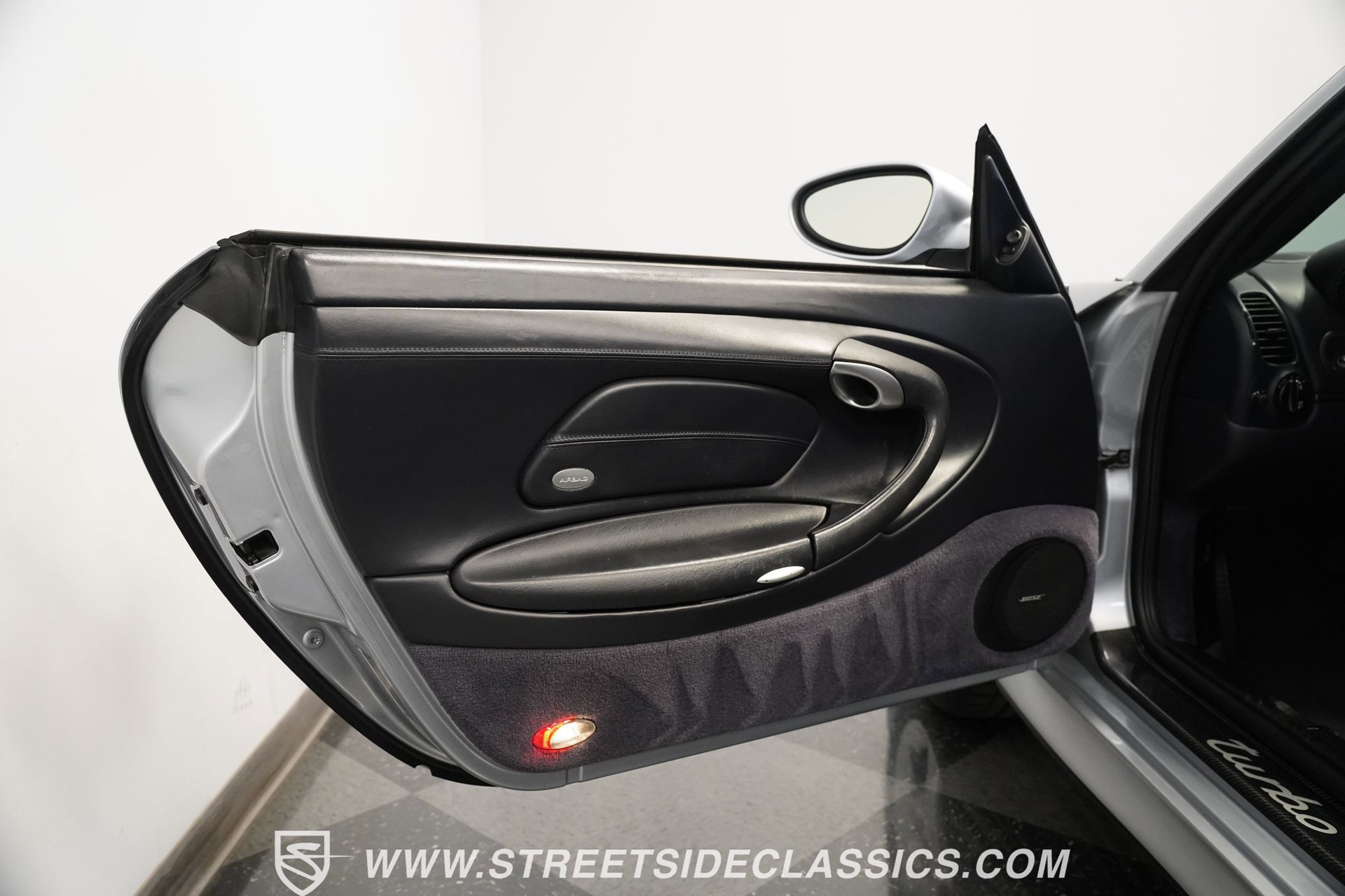 Used 2002 Porsche 911 Turbo image 37