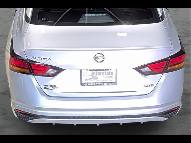 Used 2020 Nissan Altima 2.5 S AWD/4WD image 12
