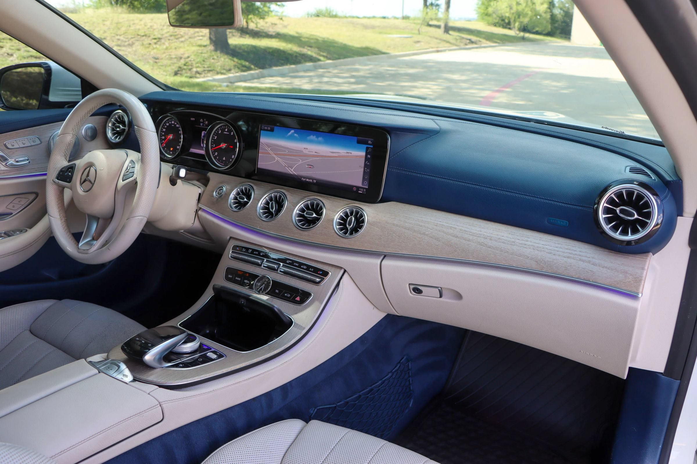 Used 2018 Mercedes-Benz E 400 Cabriolet w/ Premium 2 Package (Q02) image 28