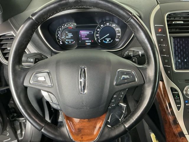 Used 2018 Lincoln MKX Reserve w/ Driver Assistance Package image 17