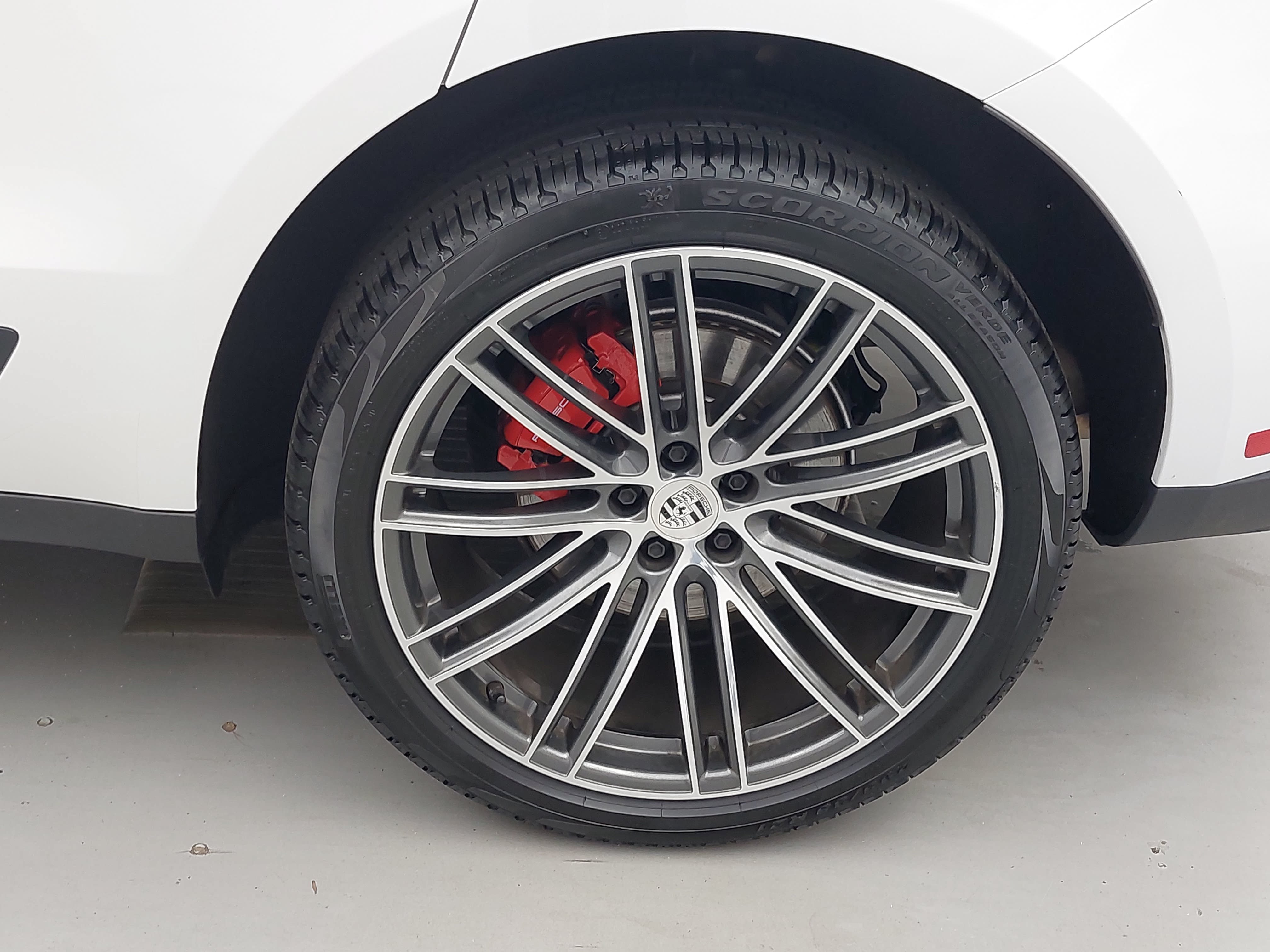 Certified 2025 Porsche Macan S AWD/4WD image 35