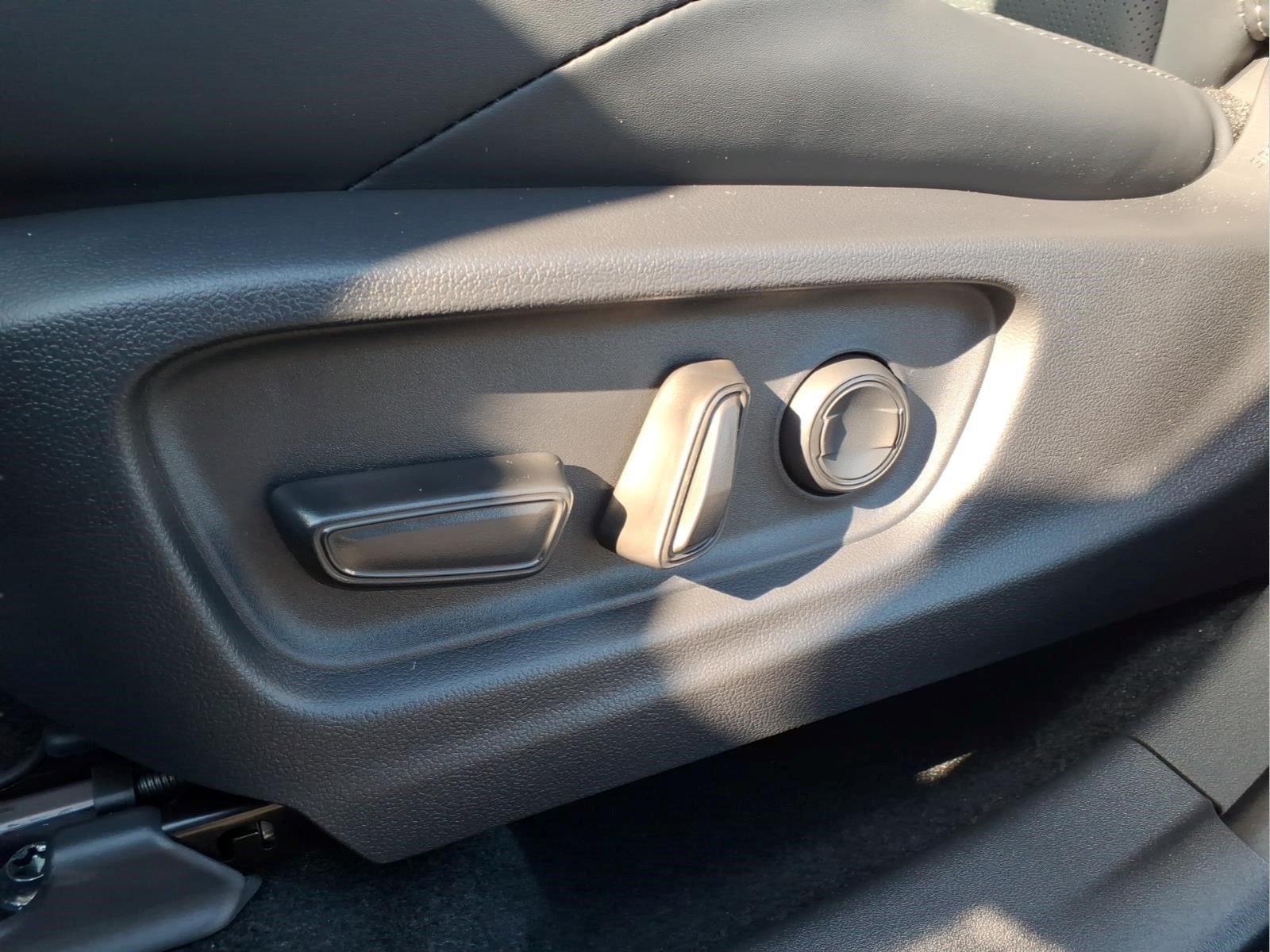 New 2026 Subaru Uncharted AWD image 6