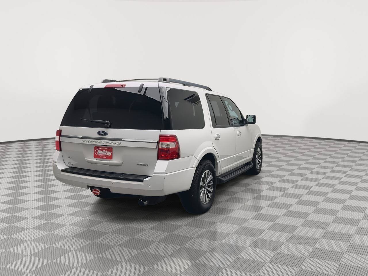 Used 2017 Ford Expedition XLT AWD/4WD image 38