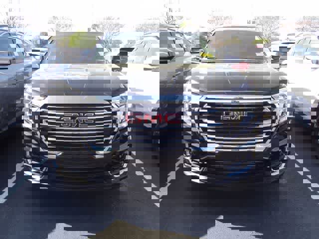 Used 2024 GMC Terrain SLT AWD/4WD image 2