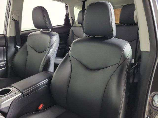 Used 2015 Toyota Prius V Four FWD image 20