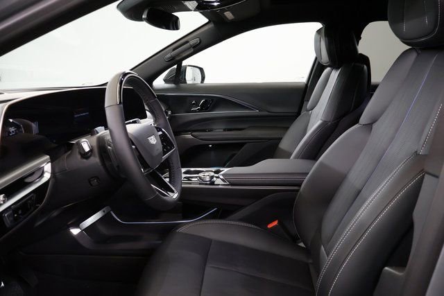 New 2026 Cadillac Lyriq Luxury image 10