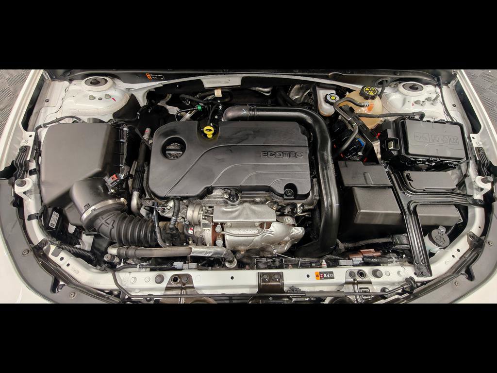 Used 2022 Chevrolet Malibu RS FWD image 42