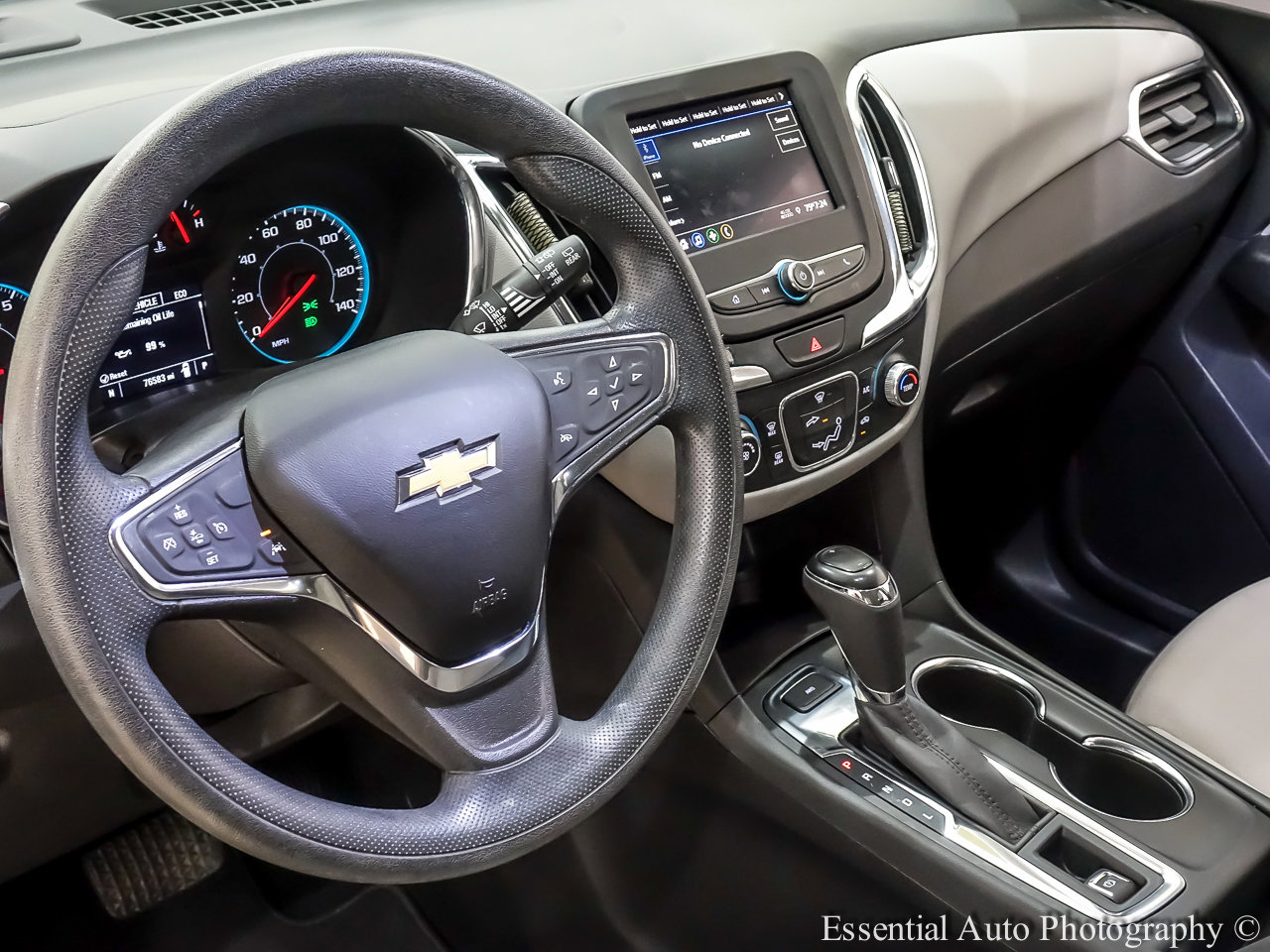 Used 2021 Chevrolet Equinox LS image 15