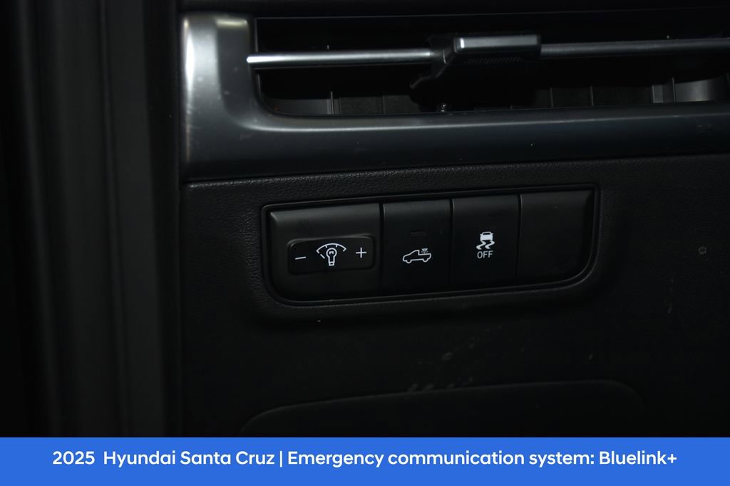 Certified 2025 Hyundai Santa Cruz SEL image 11