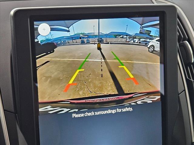 Used 2024 Ford Edge SE image 13