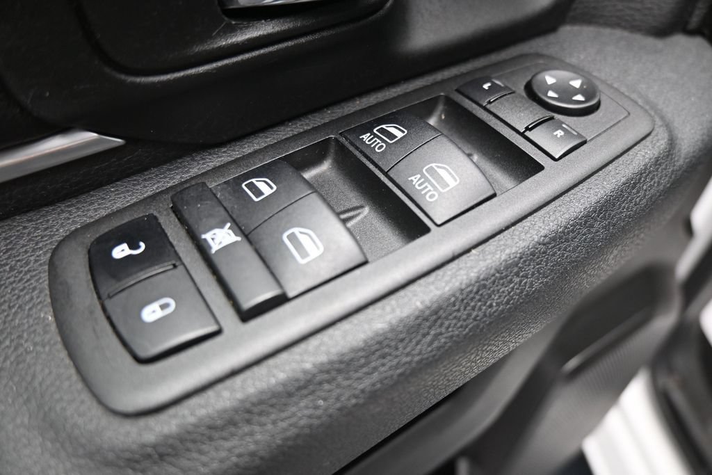 Used 2024 RAM 1500 Warlock RWD image 11