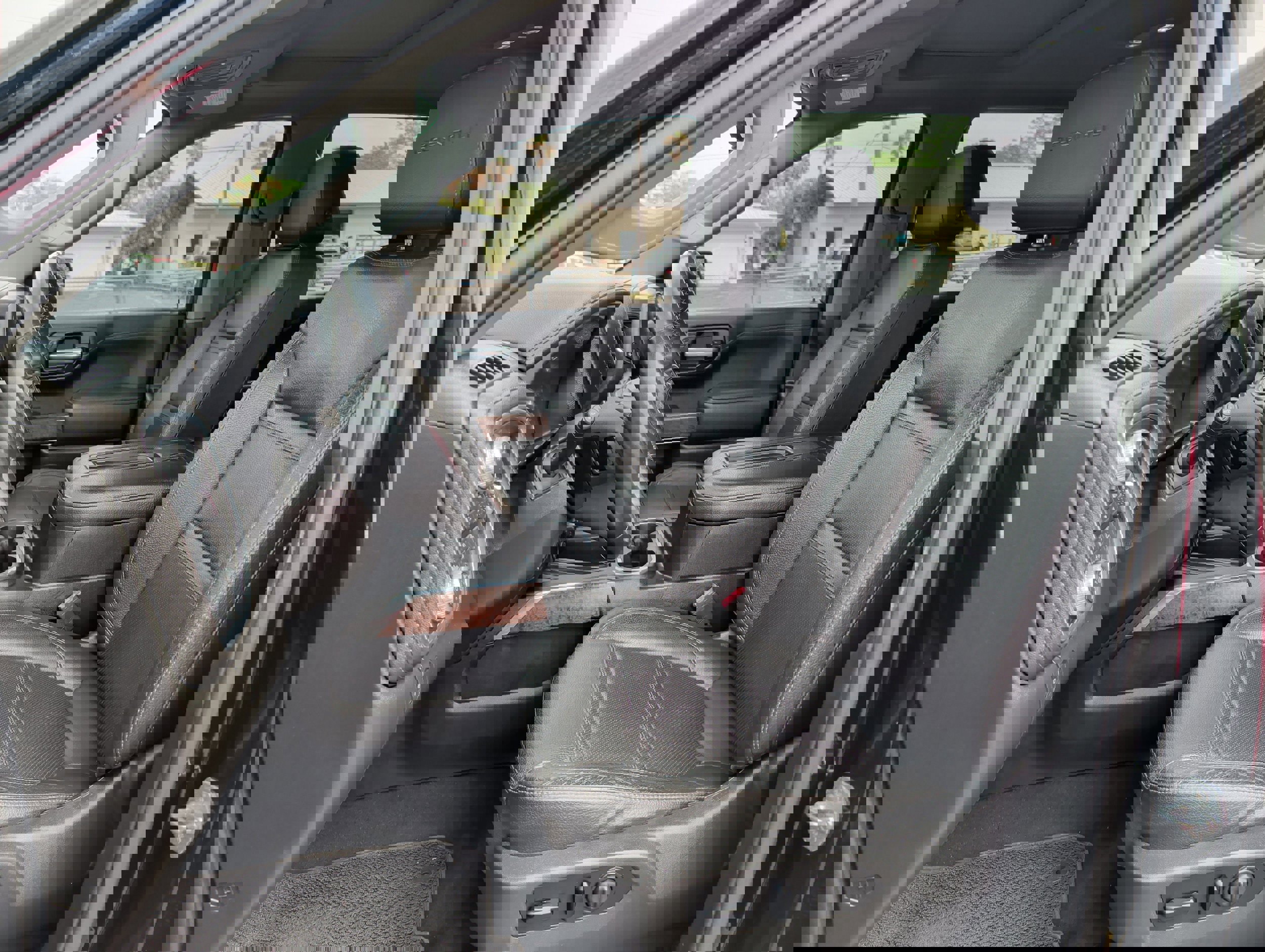 Used 2021 GMC Sierra 1500 Denali w/ Denali Ultimate Package image 11