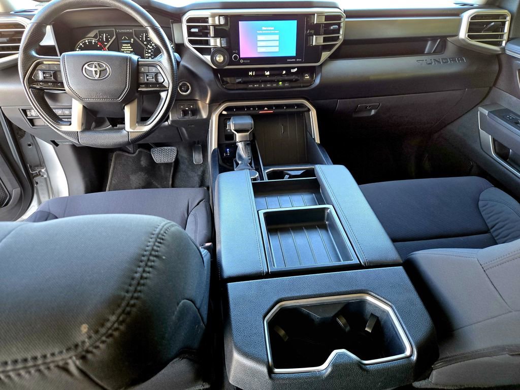 Used 2022 Toyota Tundra SR5 w/ SR5 Convenience Package image 12