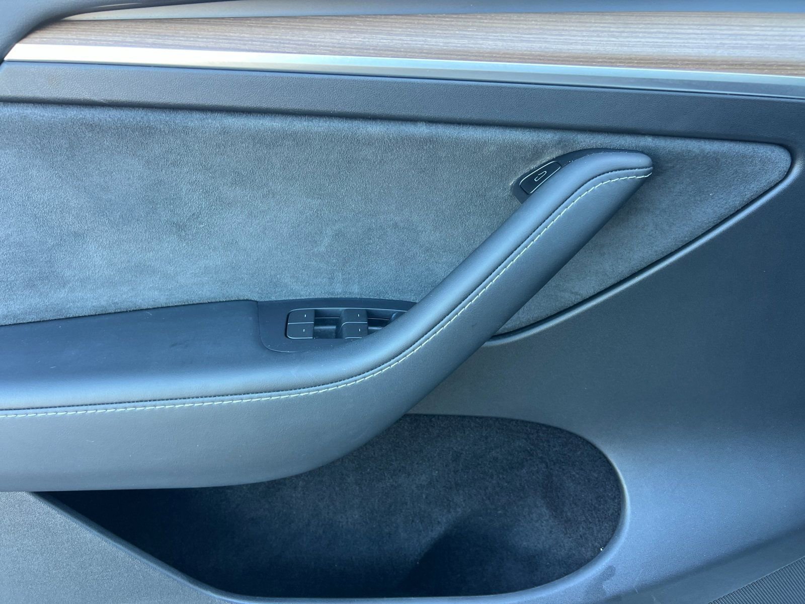 Used 2023 Tesla Model Y Long Range image 11
