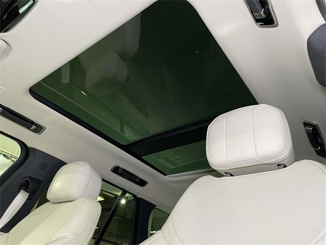 Used 2024 Land Rover Range Rover SE image 17