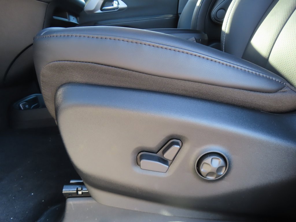 New 2026 Chrysler Pacifica Select image 8