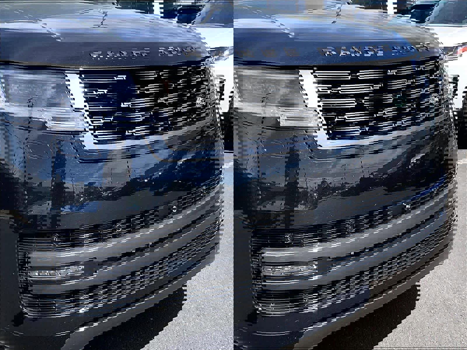 Used 2024 Land Rover Range Rover SE image 32