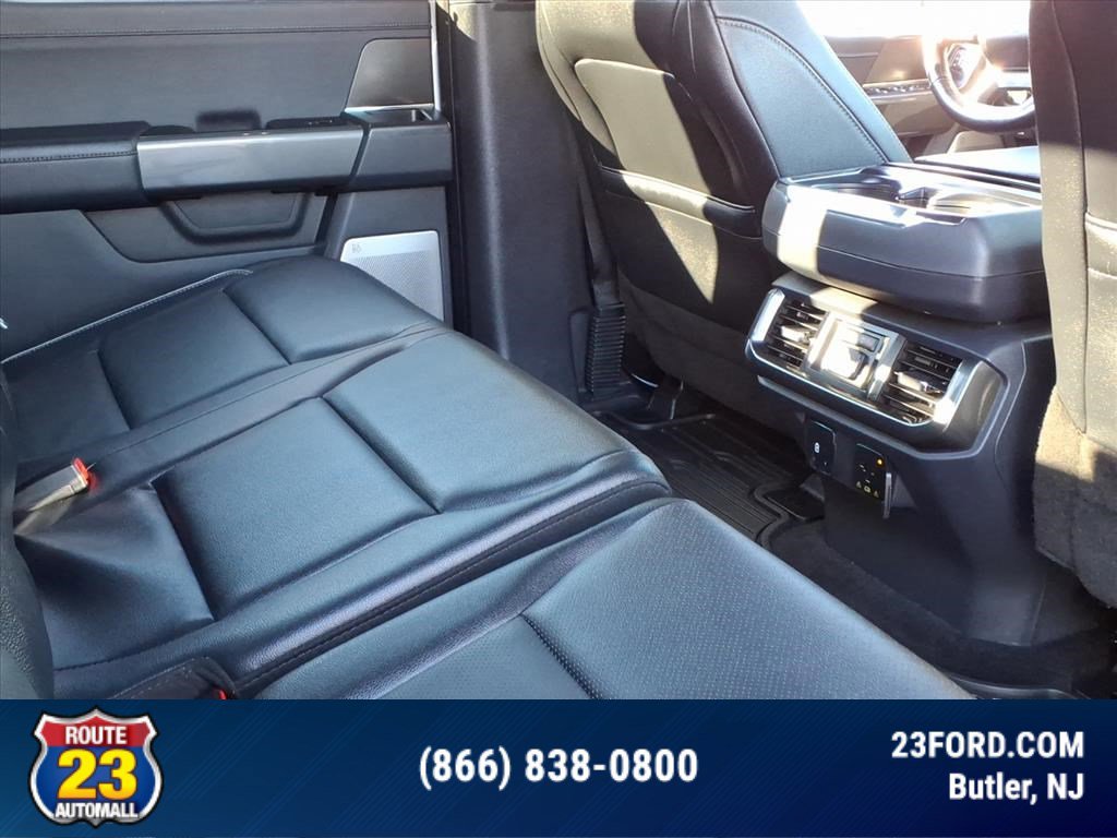 Used 2022 Ford F150 Lariat w/ Equipment Group 502A High image 11