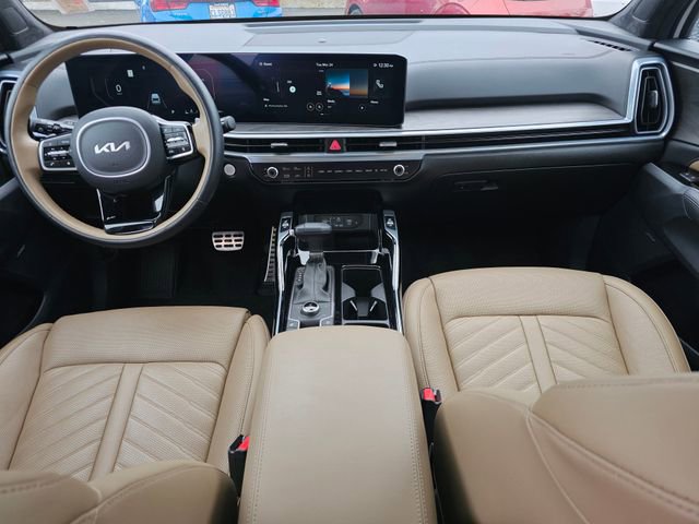 Certified 2024 Kia Sorento SX Prestige w/ Olive Brown Leather Package image 21