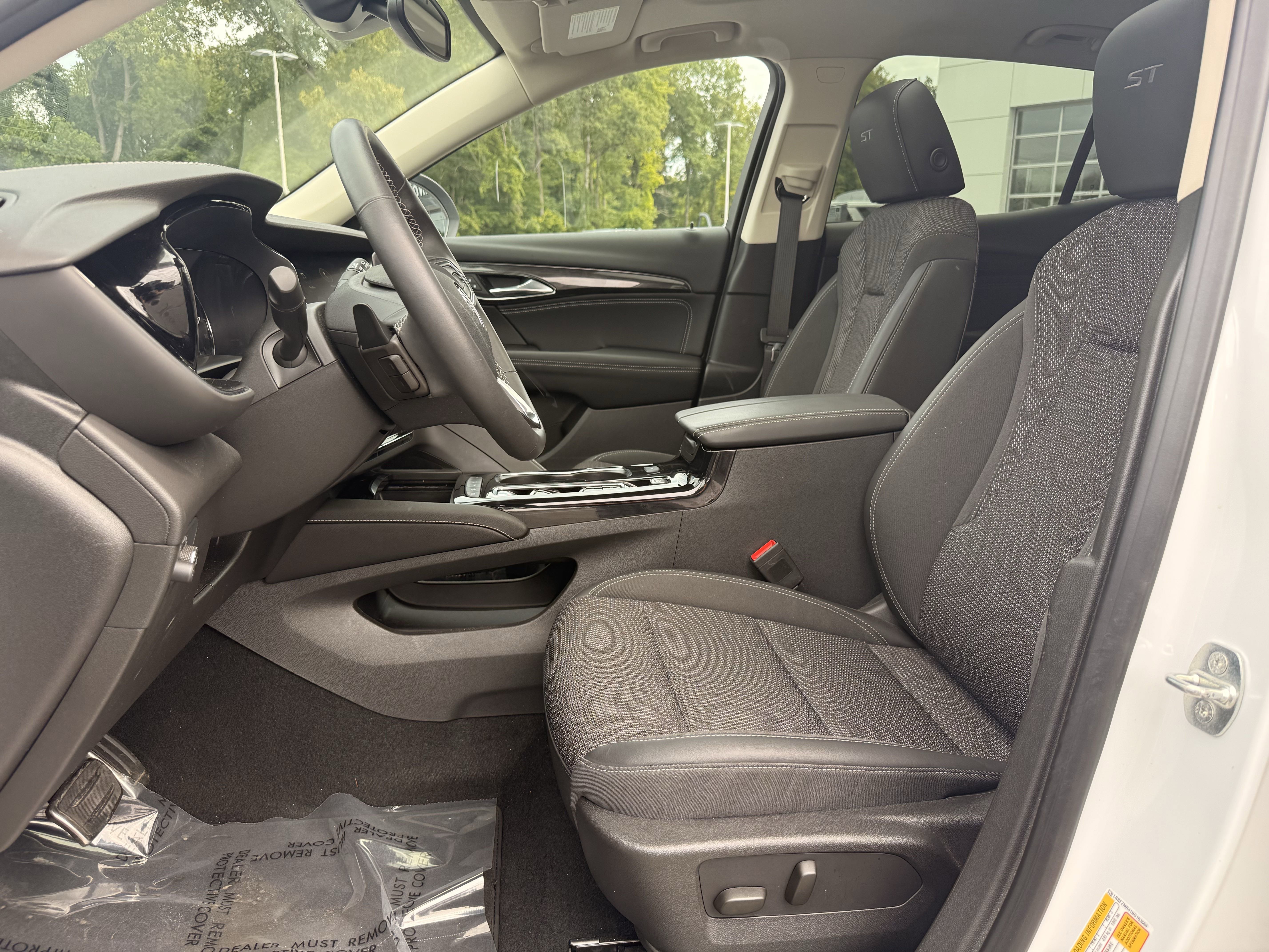 Certified 2022 Buick Envision Preferred image 11