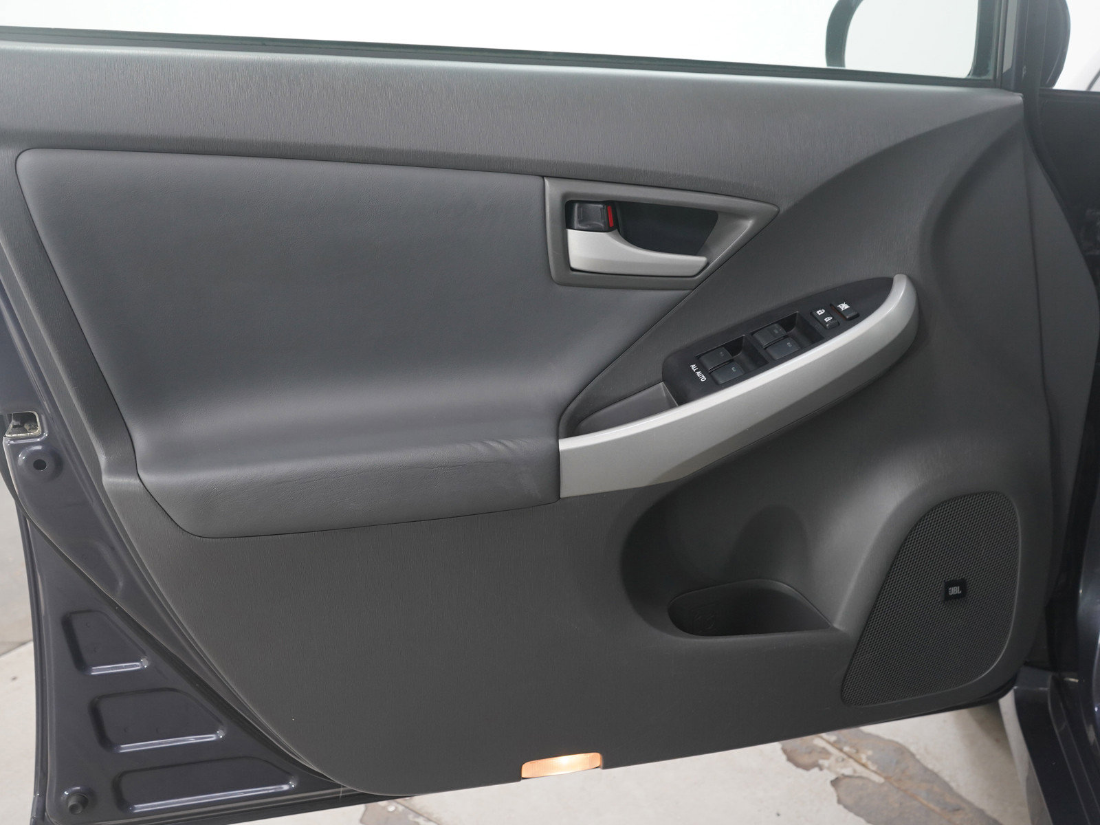 Used 2010 Toyota Prius Four image 19