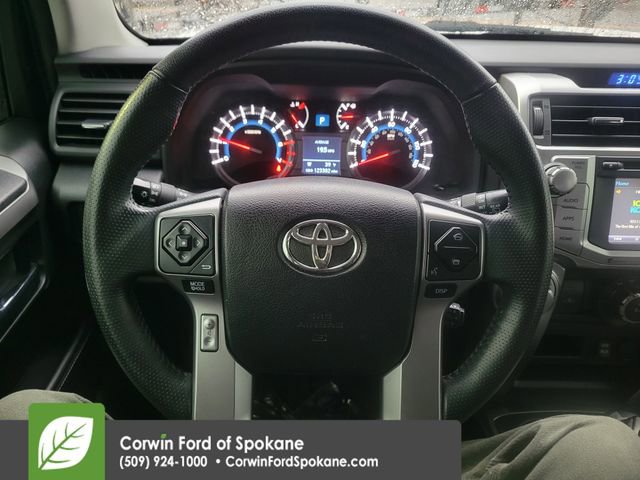 Used 2016 Toyota 4Runner SR5 image 25