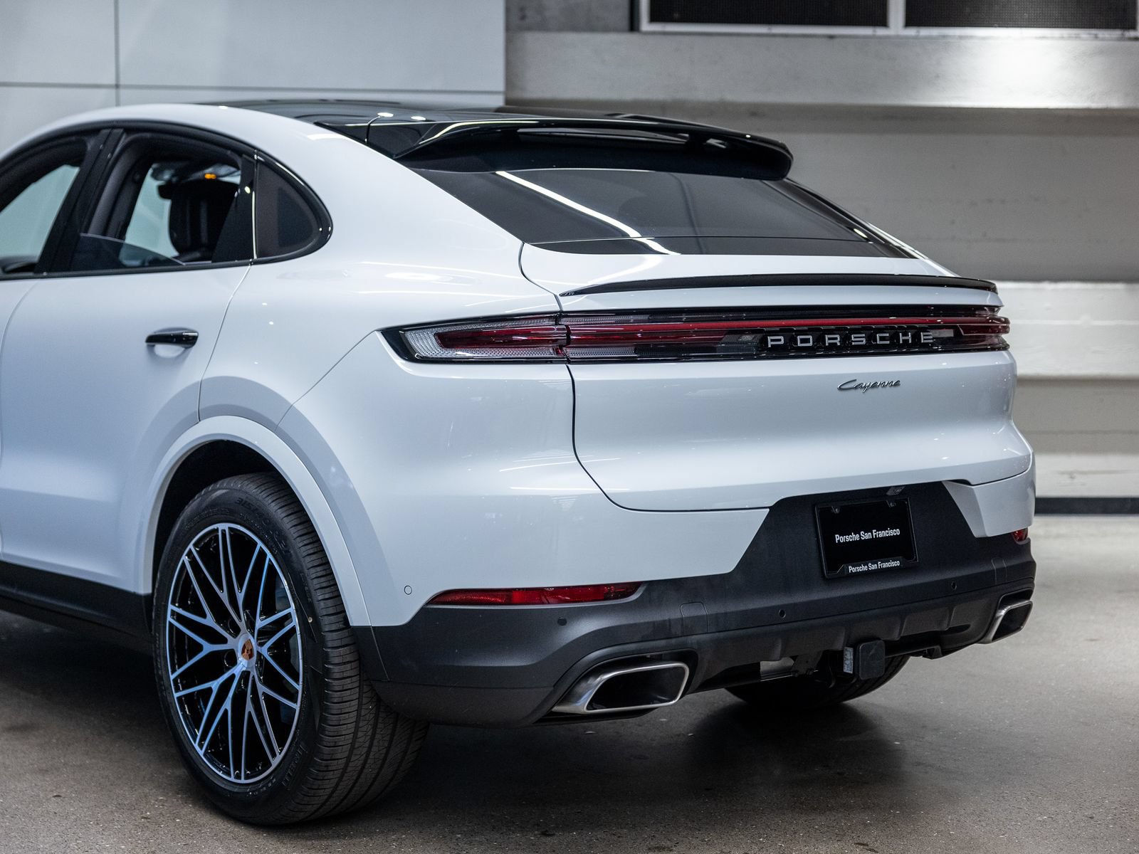 New 2026 Porsche Cayenne Coupe AWD/4WD image 27