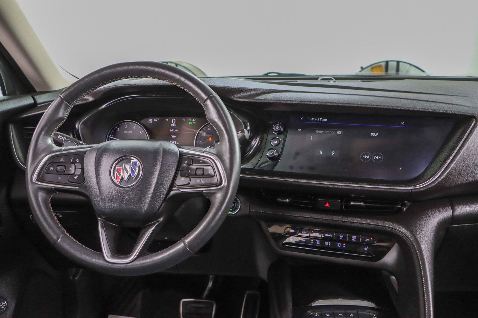Used 2023 Buick Envision Essence w/ Sport Touring Package AWD/4WD image 17