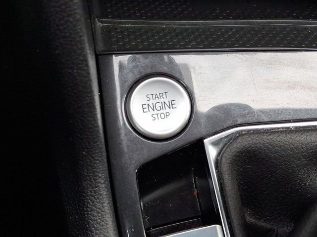 Certified 2024 Volkswagen Tiguan SE R-Line image 27