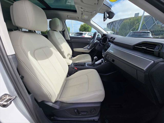 Certified 2024 Audi Q3 2.0T Premium w/ Convenience Package AWD/4WD image 11