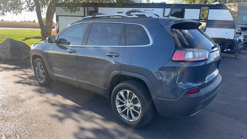 Used 2021 Jeep Cherokee Latitude Lux FWD image 6
