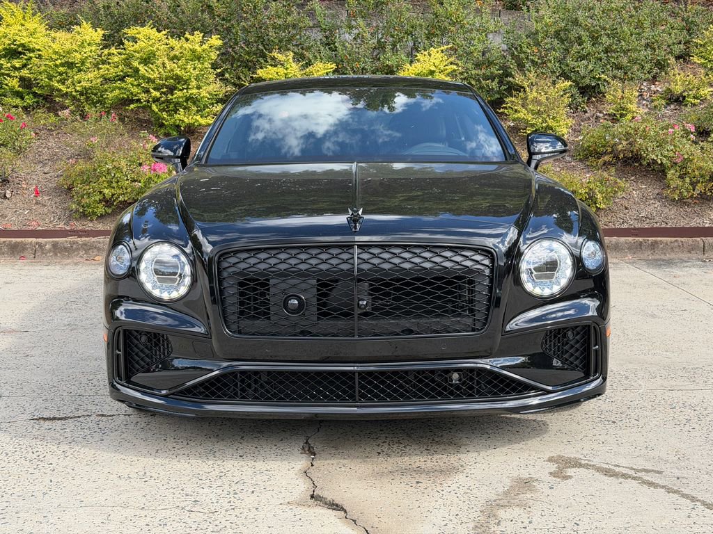 New 2025 Bentley Flying Spur Plug-In Hybrid image 13