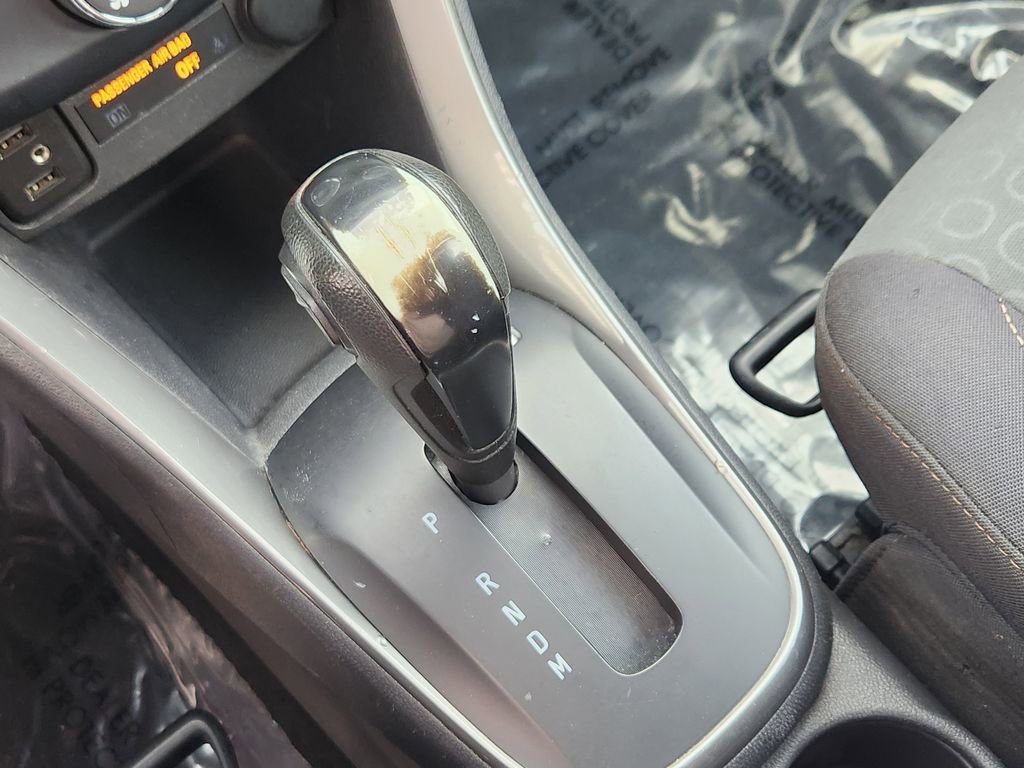 Used 2020 Chevrolet Trax LS AWD/4WD image 12
