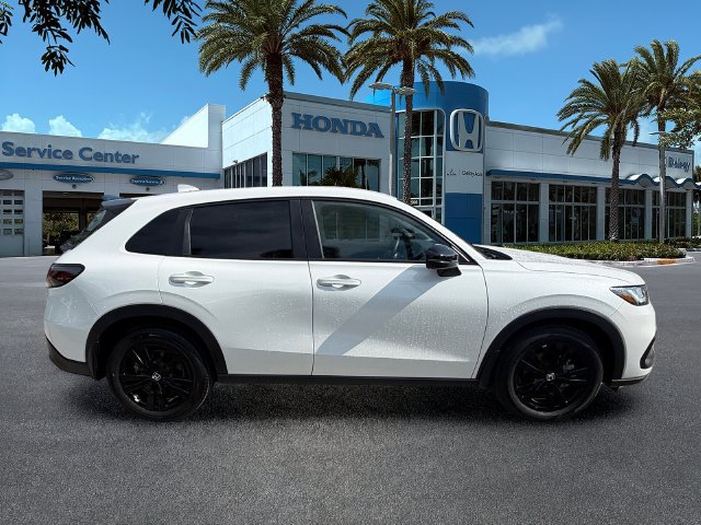 Certified 2026 Honda HR-V Sport image 9