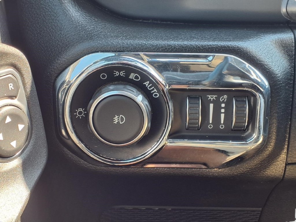 Used 2022 Jeep Wrangler Unlimited Sport AWD/4WD image 20