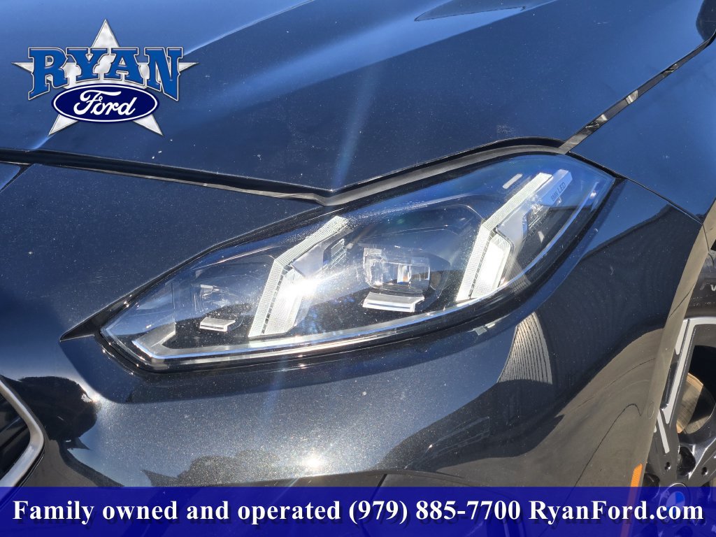 Used 2026 BMW 228i FWD image 6