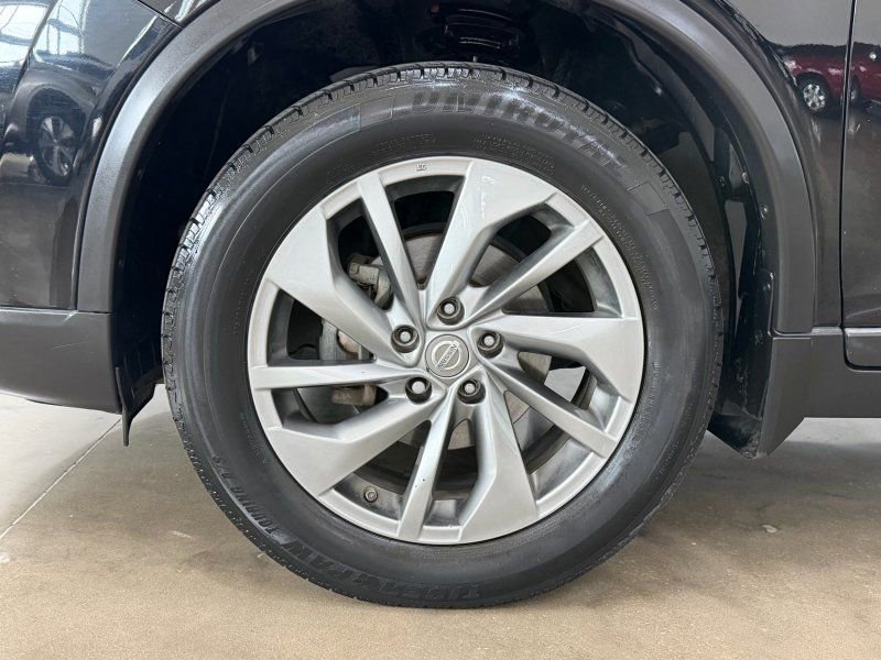 Used 2015 Nissan Rogue SL w/ SL Premium Package AWD/4WD image 9