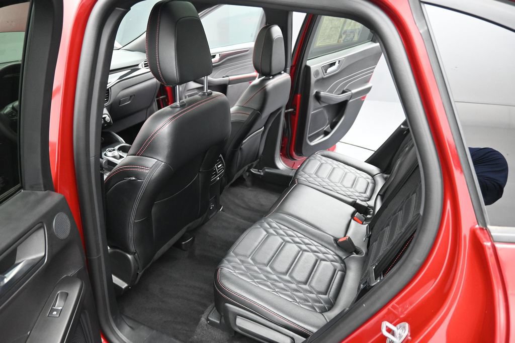 Used 2023 Ford Escape ST-Line Elite w/ Premium Technology Package AWD/4WD image 26