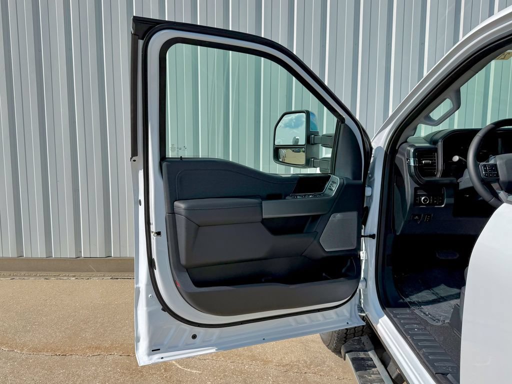 New 2026 Ford F250 Lariat w/ Chrome Package AWD/4WD image 14