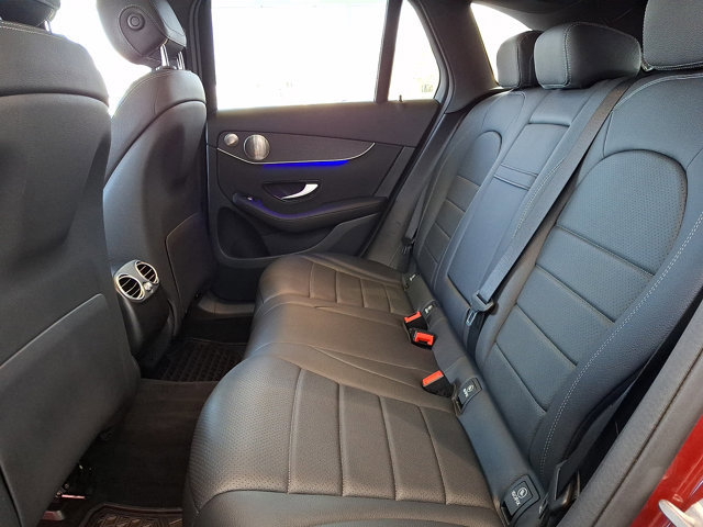 Used 2021 Mercedes-Benz GLC 300 4MATIC image 10