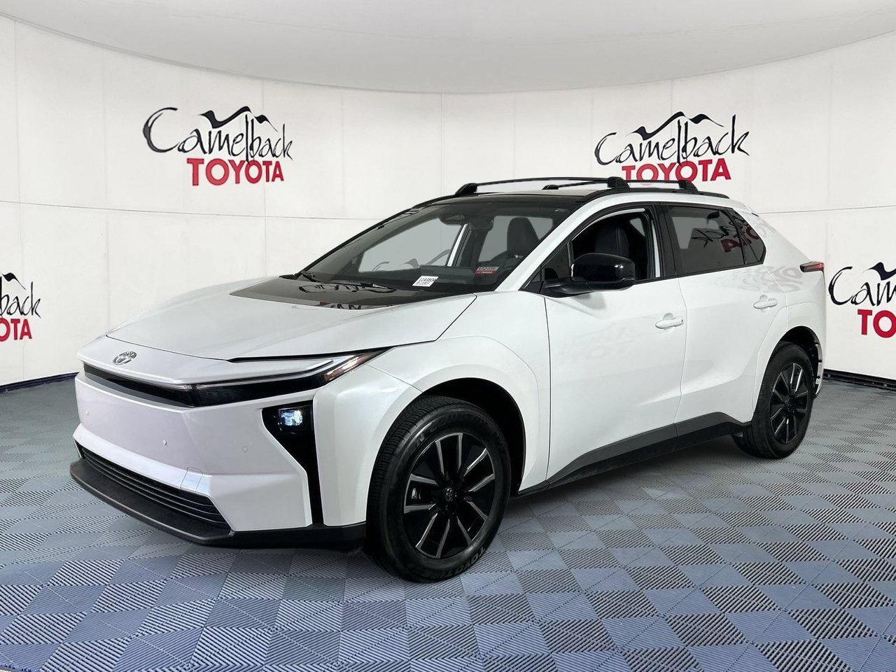 Used 2026 Toyota bZ AWD/4WD image 4