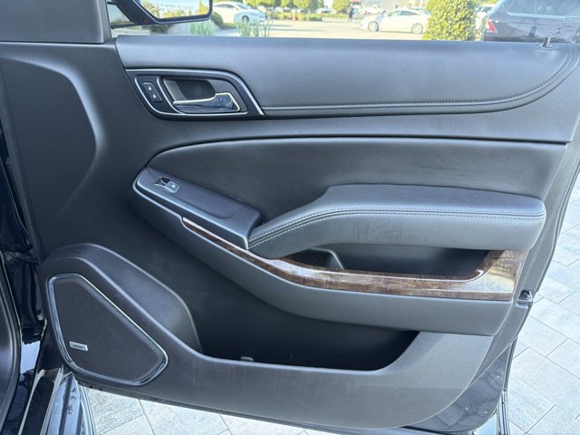 Used 2018 Chevrolet Tahoe LT w/ RST Edition RWD image 17